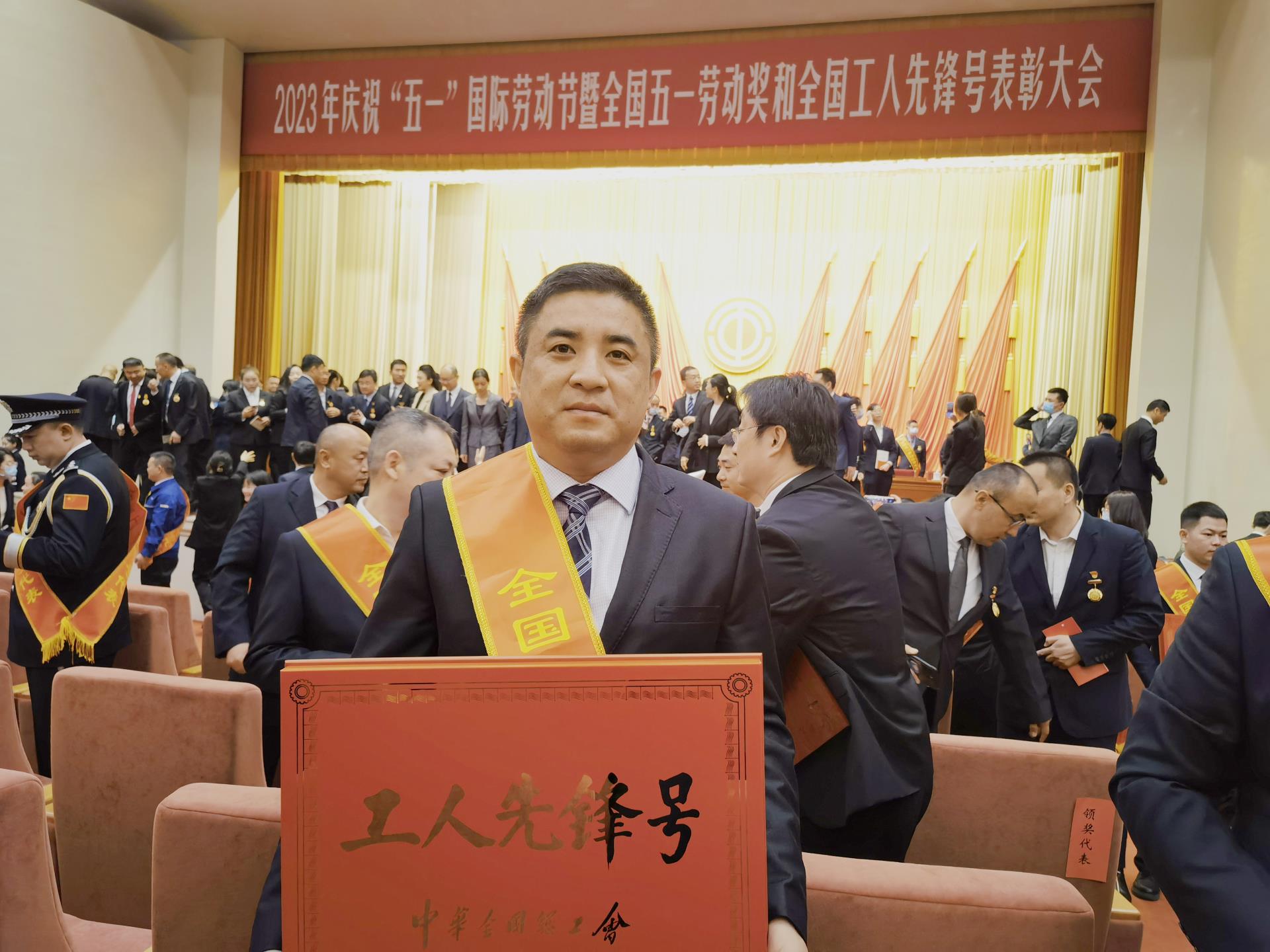 东升国际官网-钻营健全,你我一路成长